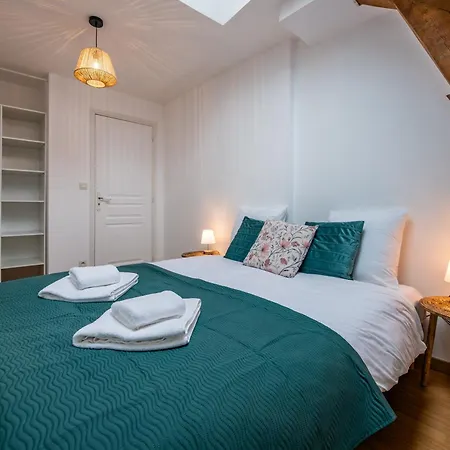 Le Triplex - Cosy Avec Petit Jardin Apartment Longueville (Seine-et-Marne)