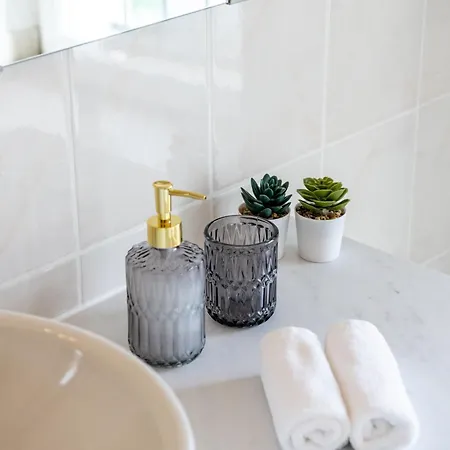 Le Triplex - Cosy Avec Petit Jardin * Longueville (Seine-et-Marne)