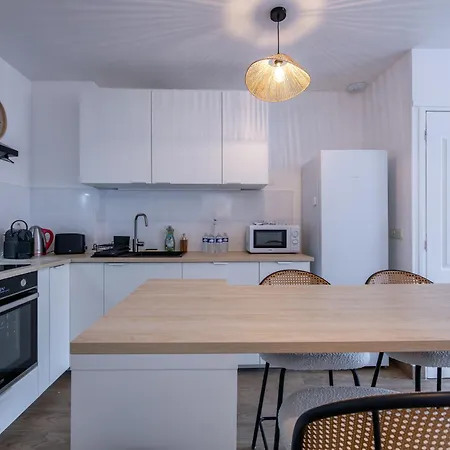 Le Triplex - Cosy Avec Petit Jardin * Longueville (Seine-et-Marne)